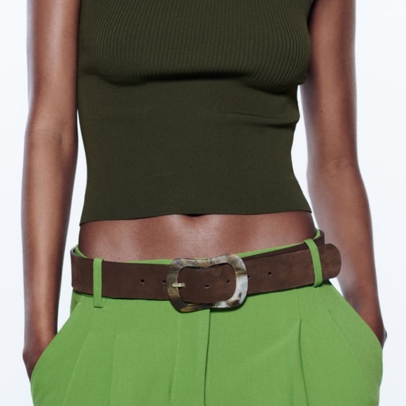 Leather belt with resin buckle - Picture 1 of 9